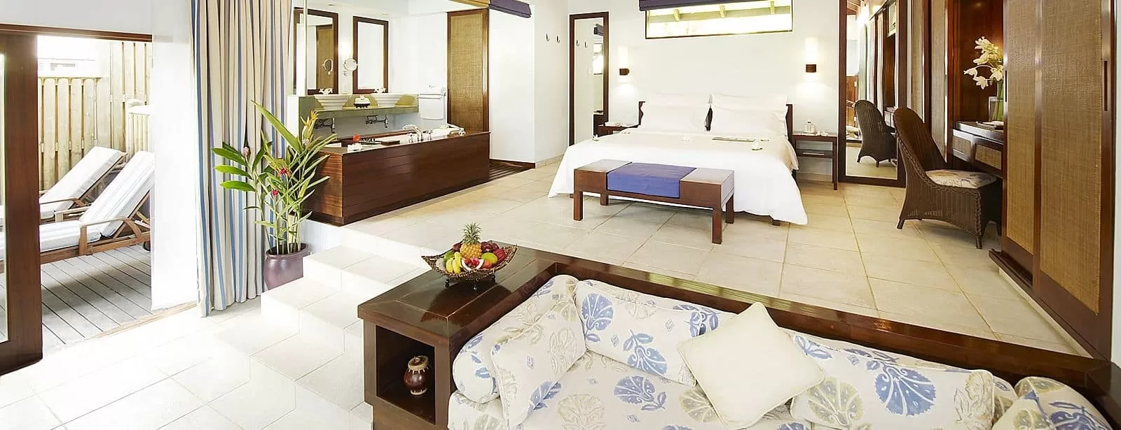 Luxury gay travel
