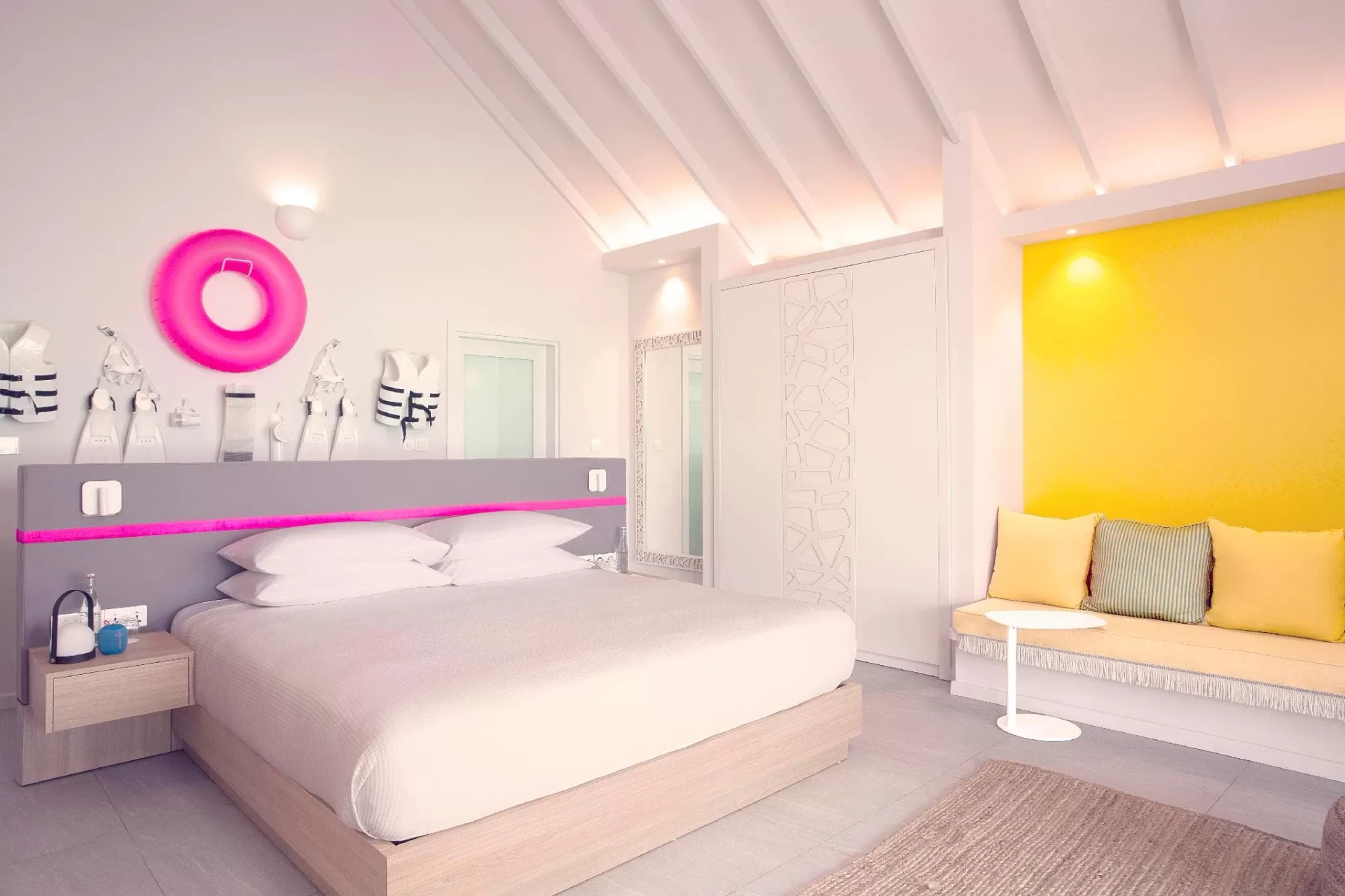 The Standard, Huruvalhi Maldives