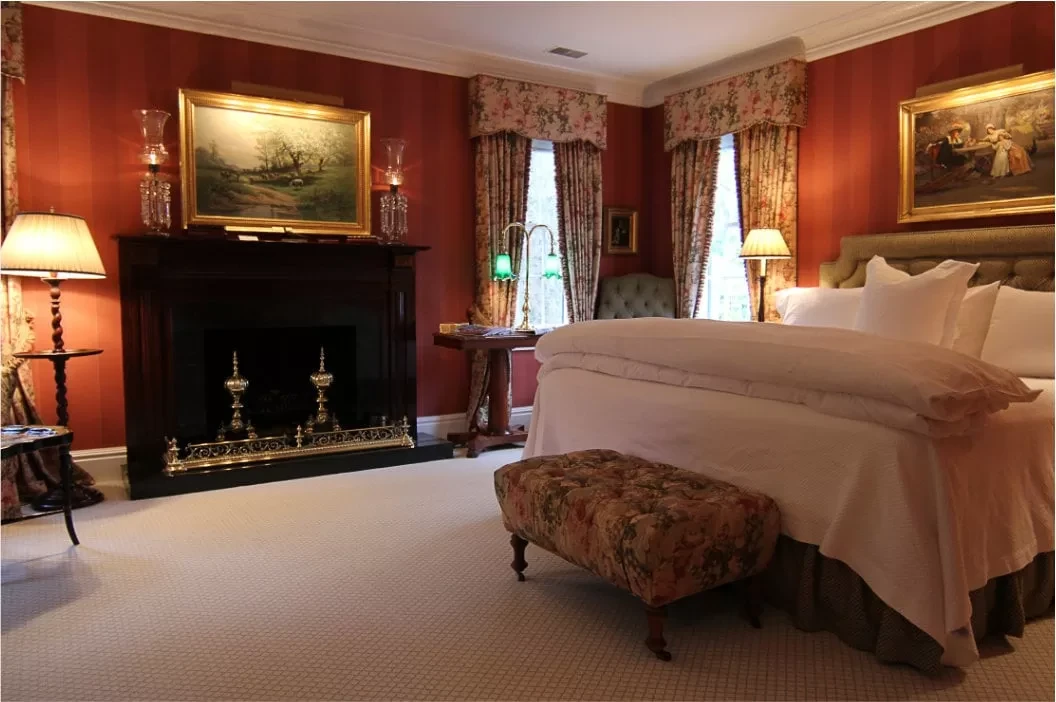 The Charlotte Inn
