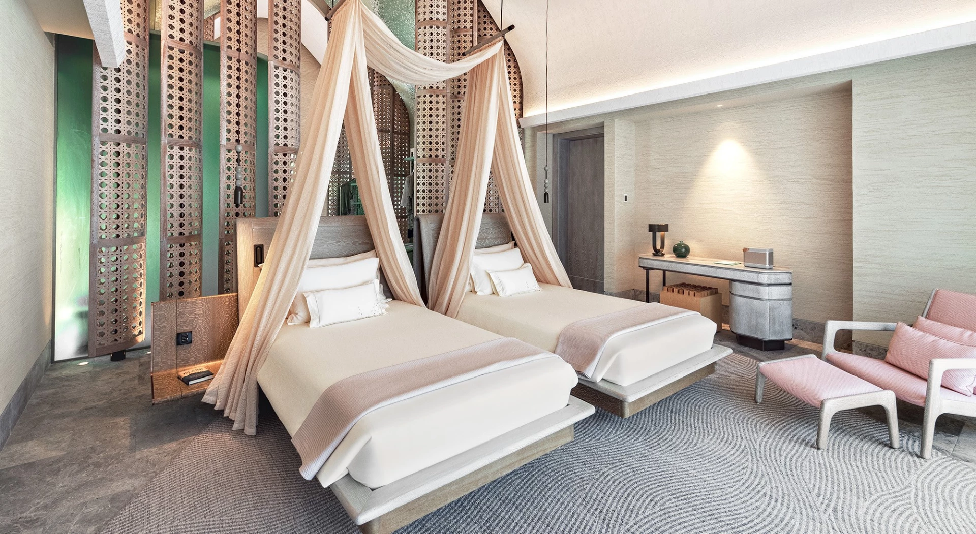 Luxury gay travel