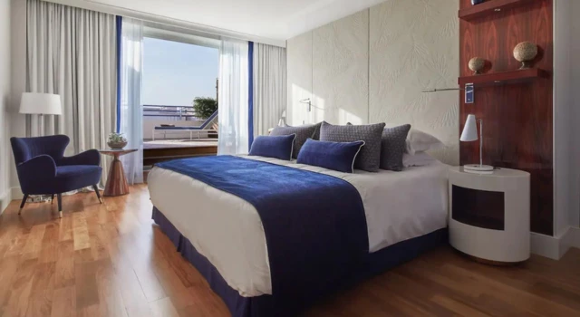 Luxury gay travel