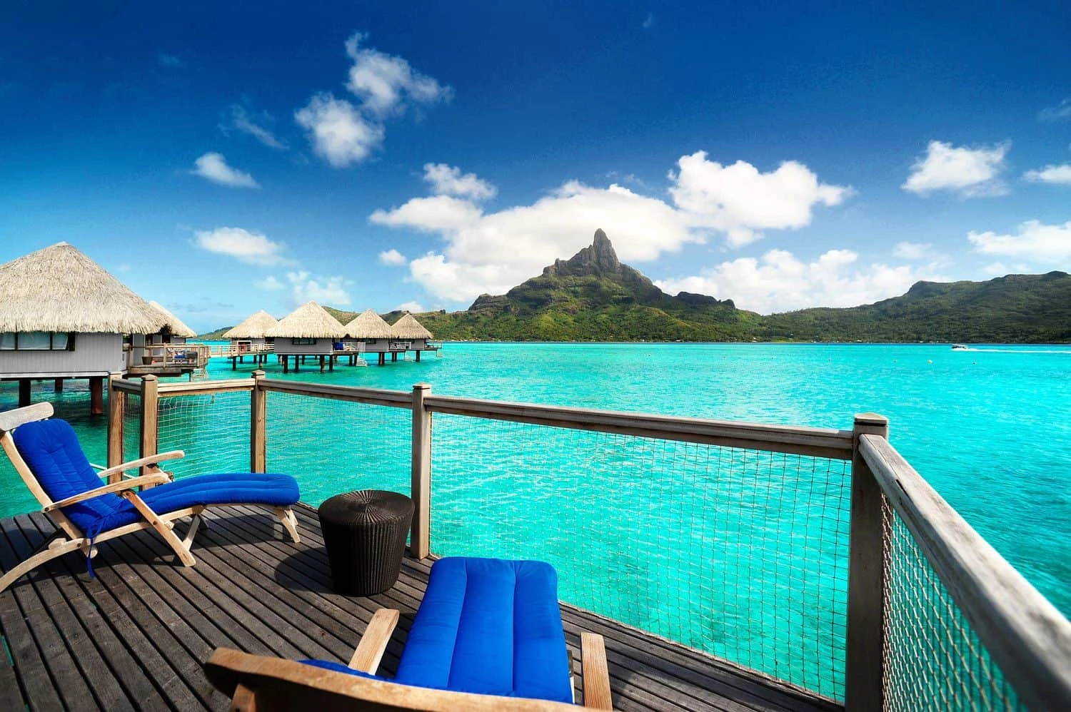 The Maldives or Bora Bora – which is better?