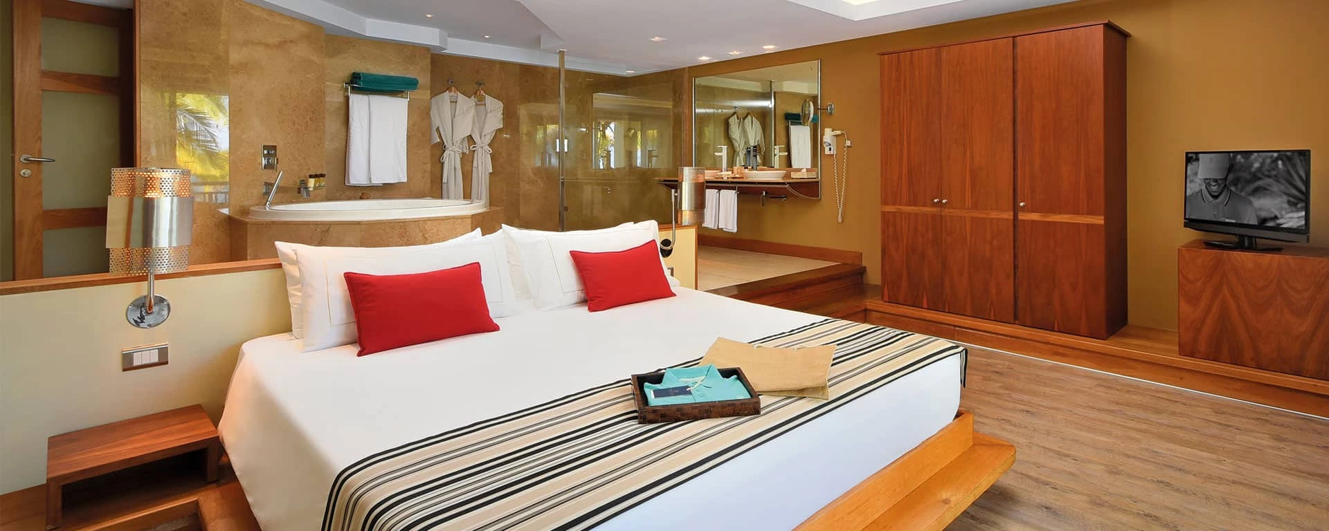 Luxury gay travel
